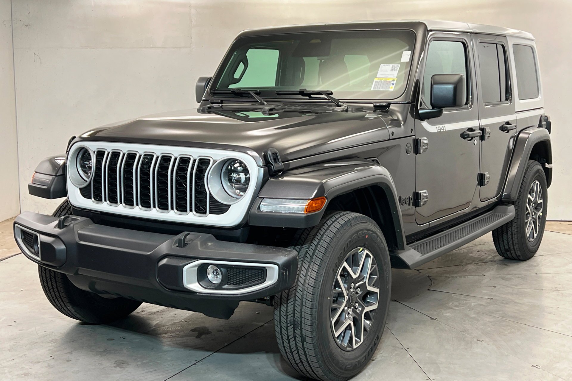 2026 Jeep Wrangler Sahara's photo