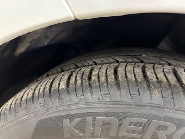 Used 2024  Honda LX image 11