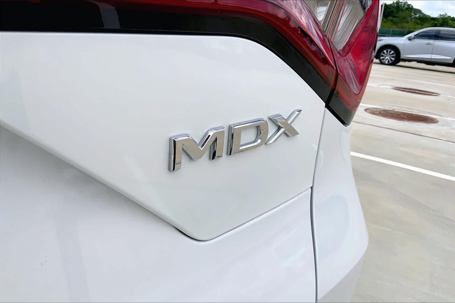 Used 2026 Platinum White Pearl Acura w/Technology Package image 29