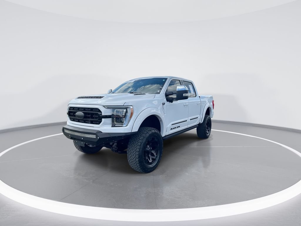 Used 2023 White Ford Lariat image 4