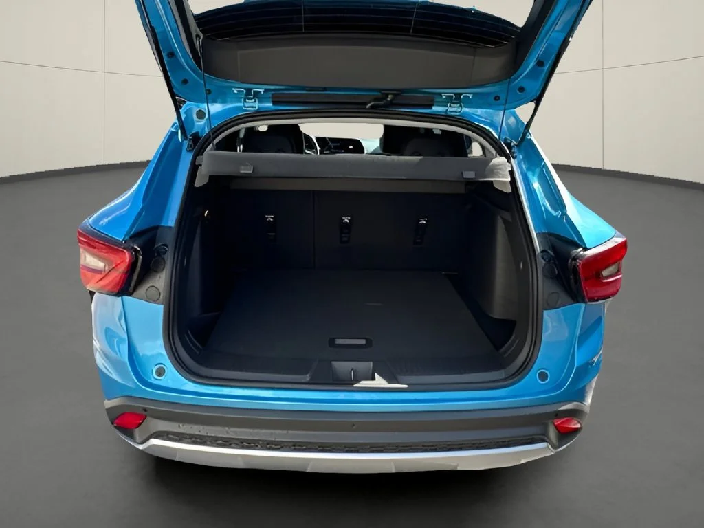 New 2026 Marina Blue Metallic Chevrolet LT image 6