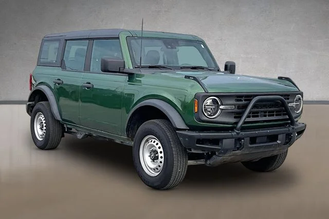 Used 2022 Green Ford Base image 10