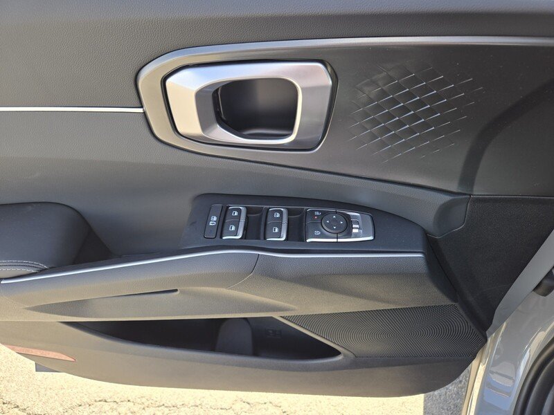 New 2026 Wolf Gray Kia EX image 10