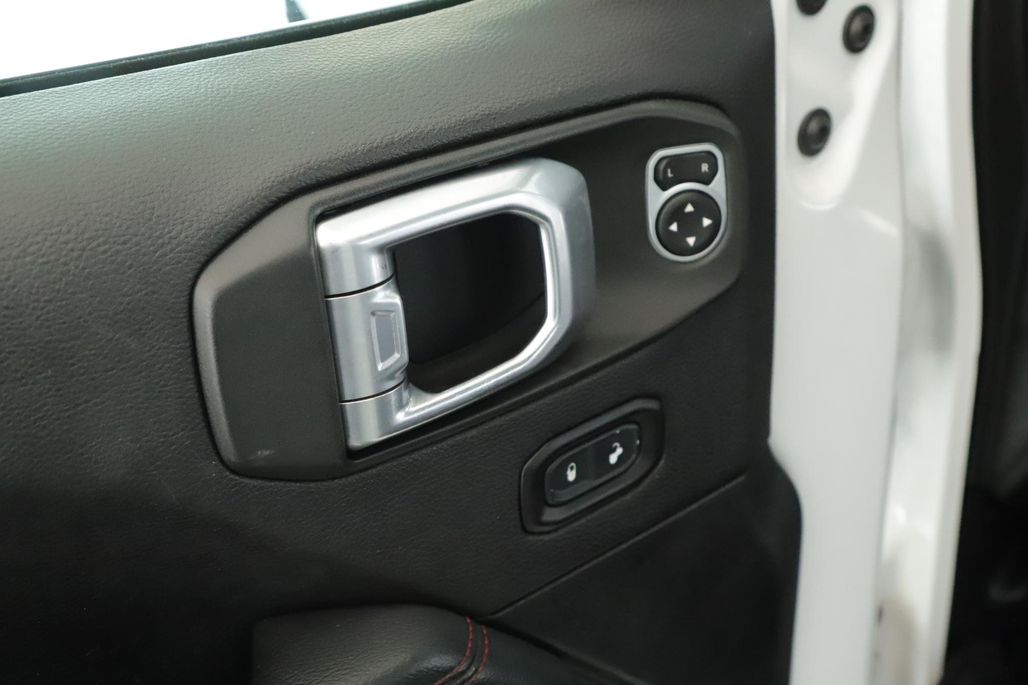 Used 2020 Bright White Clearcoat Jeep Rubicon 4x4 image 7