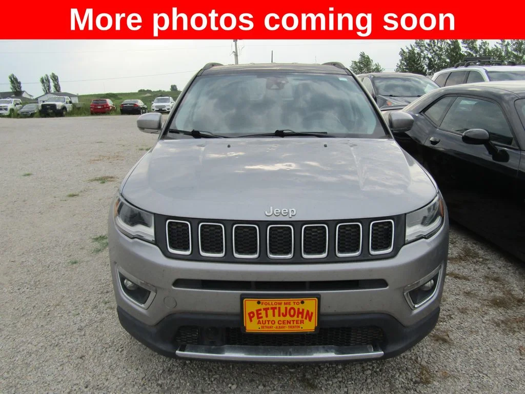 Used 2018 Silver Jeep Limited image 8