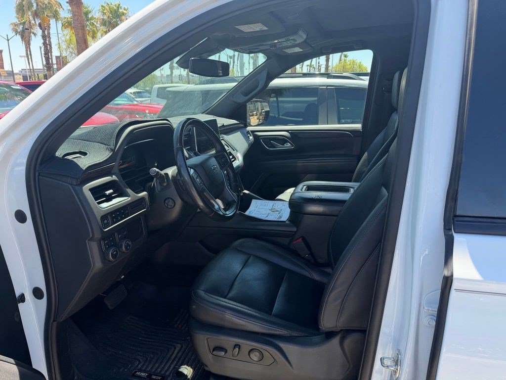 Used 2022 Summit White Chevrolet Z71 image 5