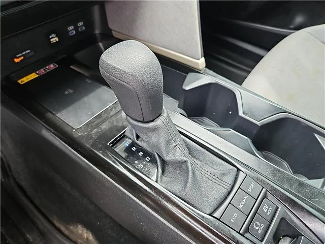 Used 2025 Underground Toyota LE image 18