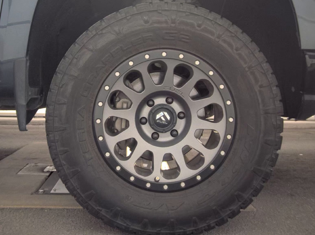 Used 2020 Gray Chevrolet Custom Trail Boss image 7