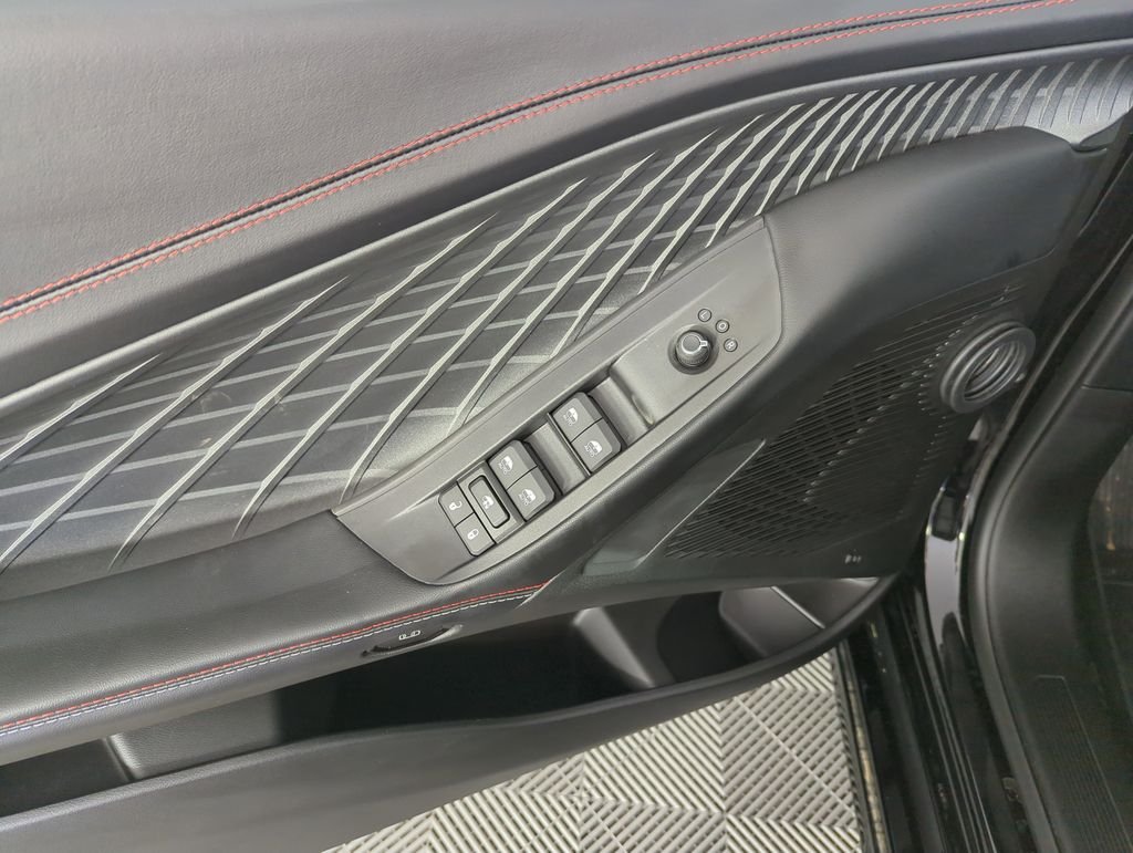 New 2026 Diamond Black Crystal Pearlcoat Dodge R/T image 19