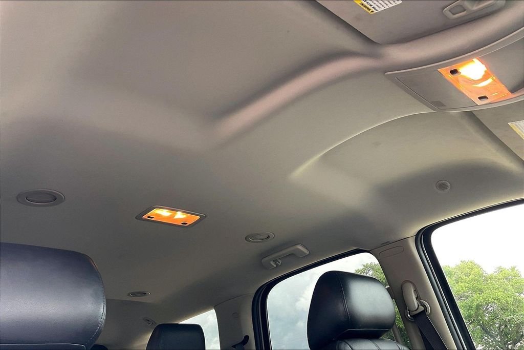Used 2012 Silver GMC SLT image 27