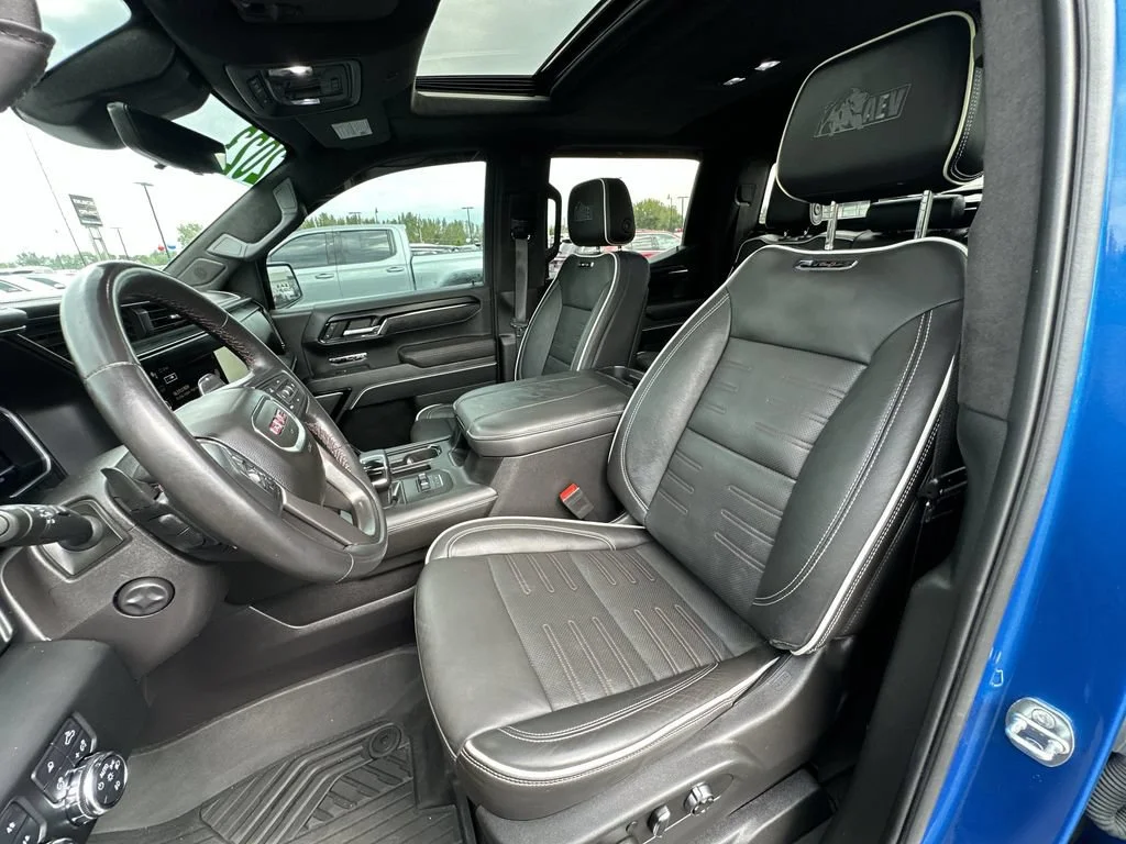 Certified Used 2023 DYNAMIC BLUE METALLIC GMC AT4X image 20