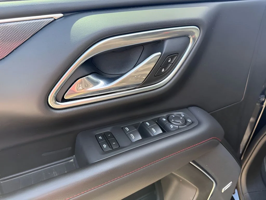 Used 2021 Black Chevrolet RST image 10