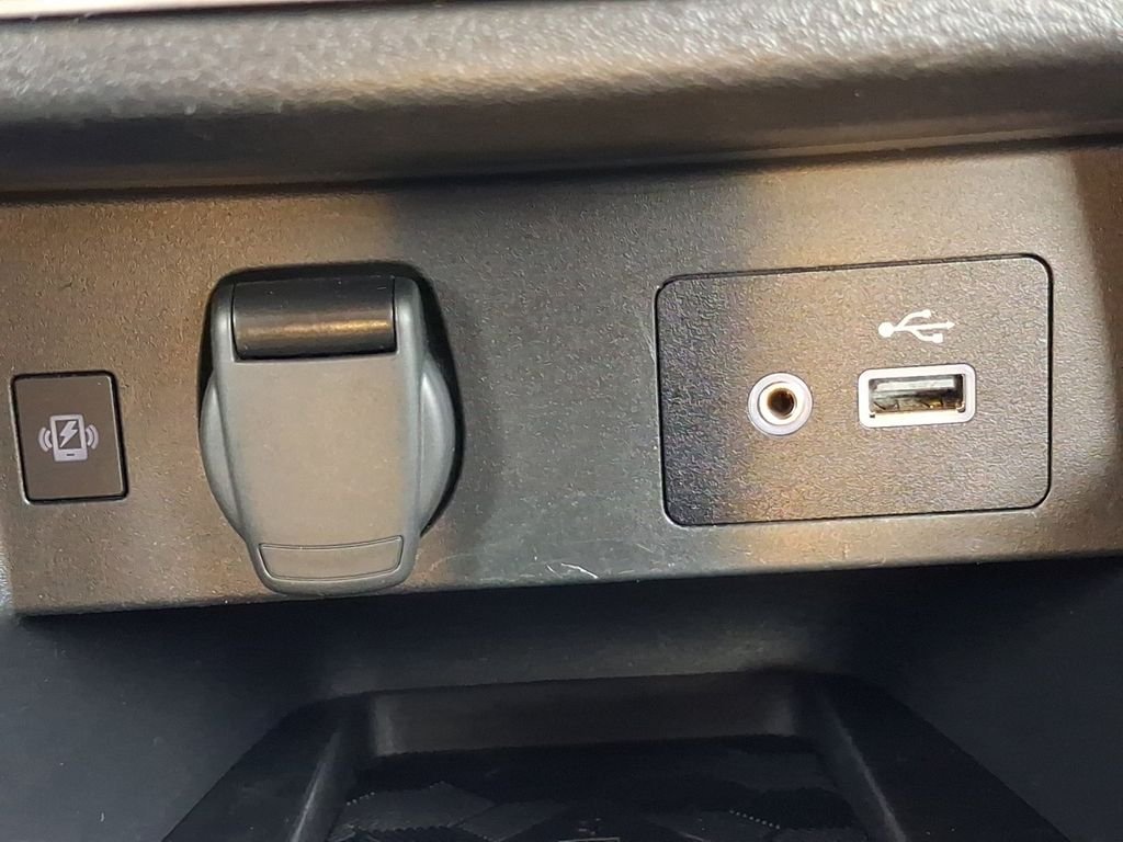 Certified Used 2025 Gray Nissan 1.6 SV image 6