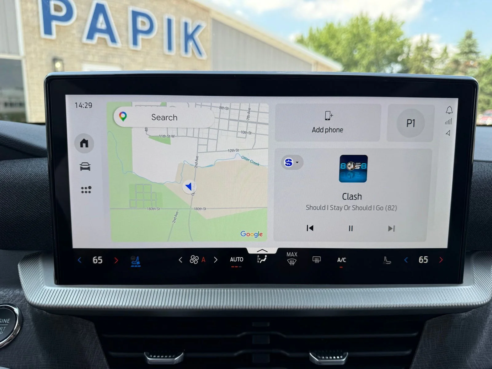 2026 Ford Explorer Platinum - Photo 16