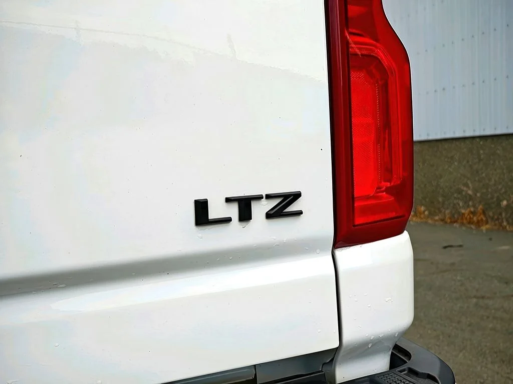 2022 Chevrolet Silverado 2500HD LTZ - Photo 9