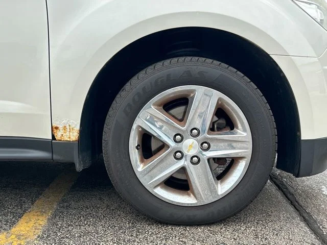 Used 2015 White Chevrolet LTZ image 16
