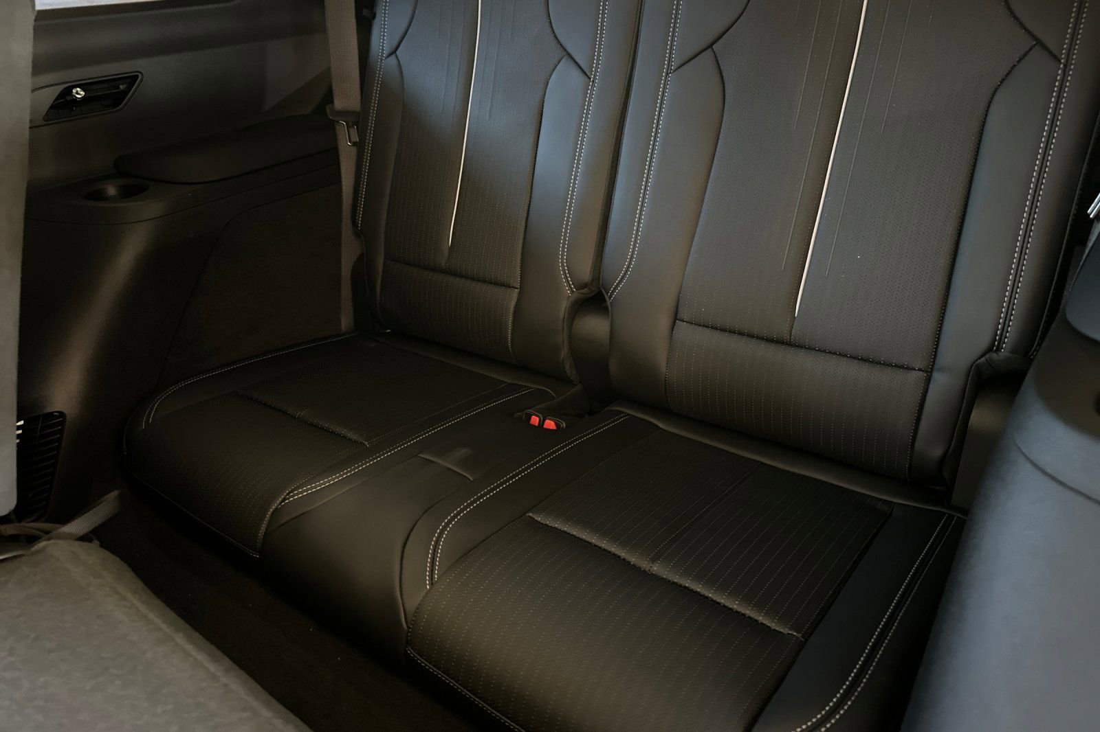 2026 Cadillac VISTIQ Sport - Photo 15