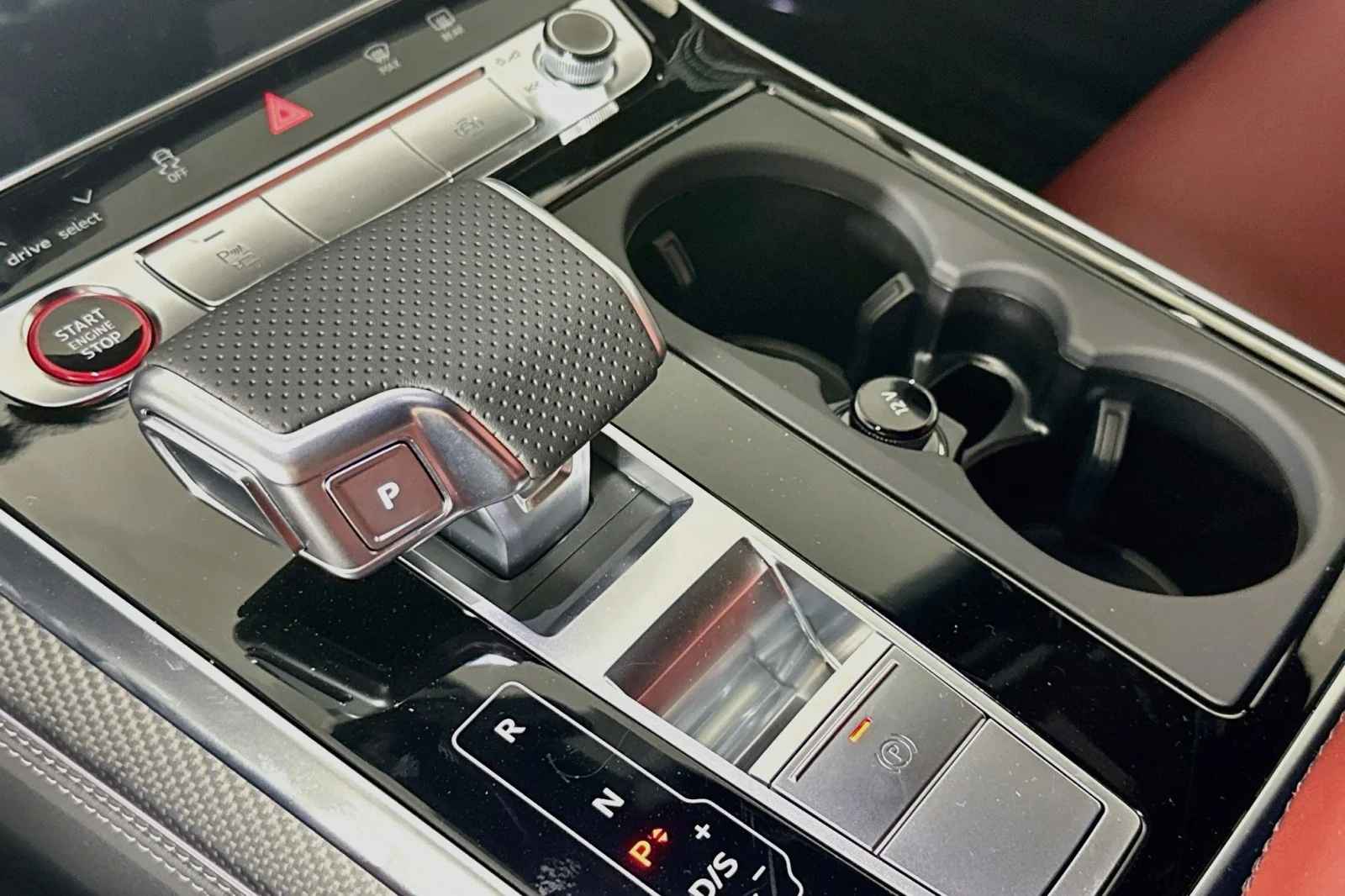 New 2026 Daytona Gray Pearl Effect Audi Premium Plus image 7