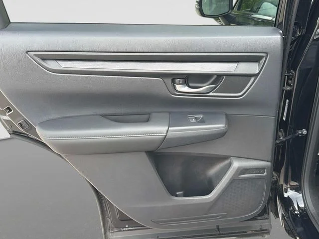 2025 Honda CR-V EX - Photo 15