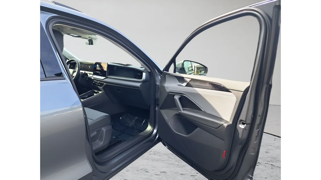 New 2026 Gray Volkswagen 2.0T SE image 14