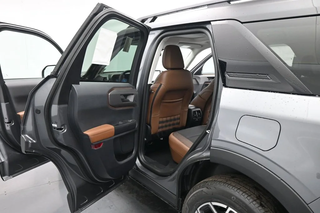 New 2026 Carbonized Gray Metallic Ford Outer Banks image 18