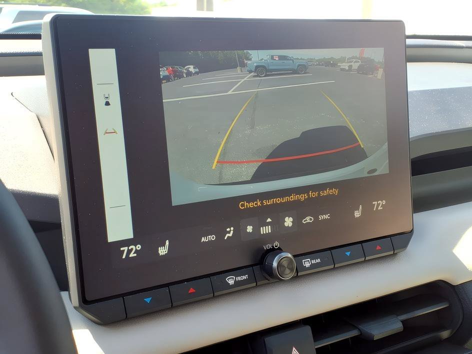 Used 2026 Wind Chill Pearl Toyota XLE Premium image 18