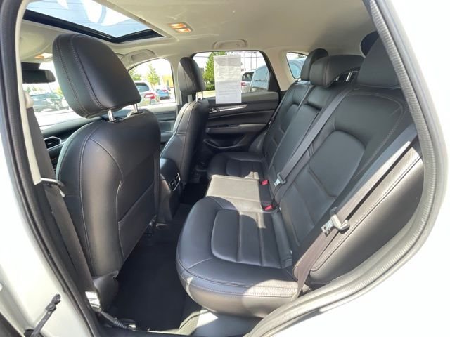 Used 2019 Snowflake White Pearl Mazda Grand Touring image 34