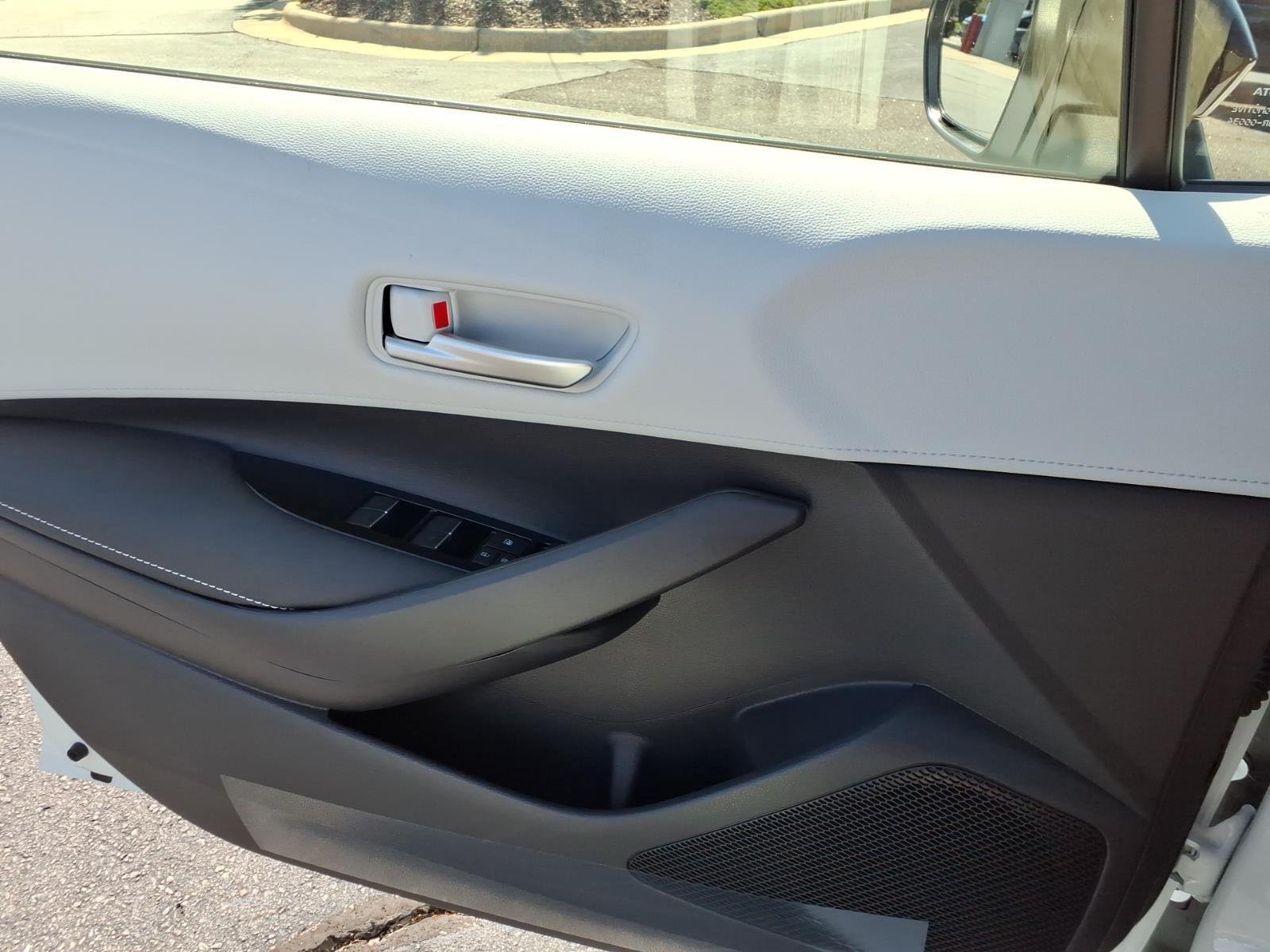 New 2027 Wind Chill Pearl with Black roof Toyota SE image 25