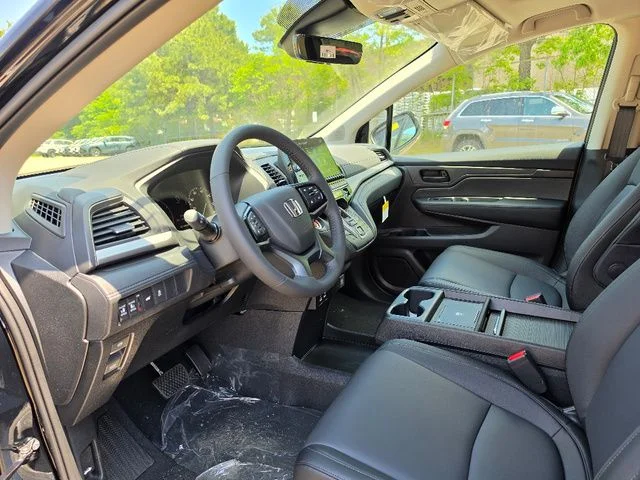 2026 Honda Odyssey EX-L - Photo 13