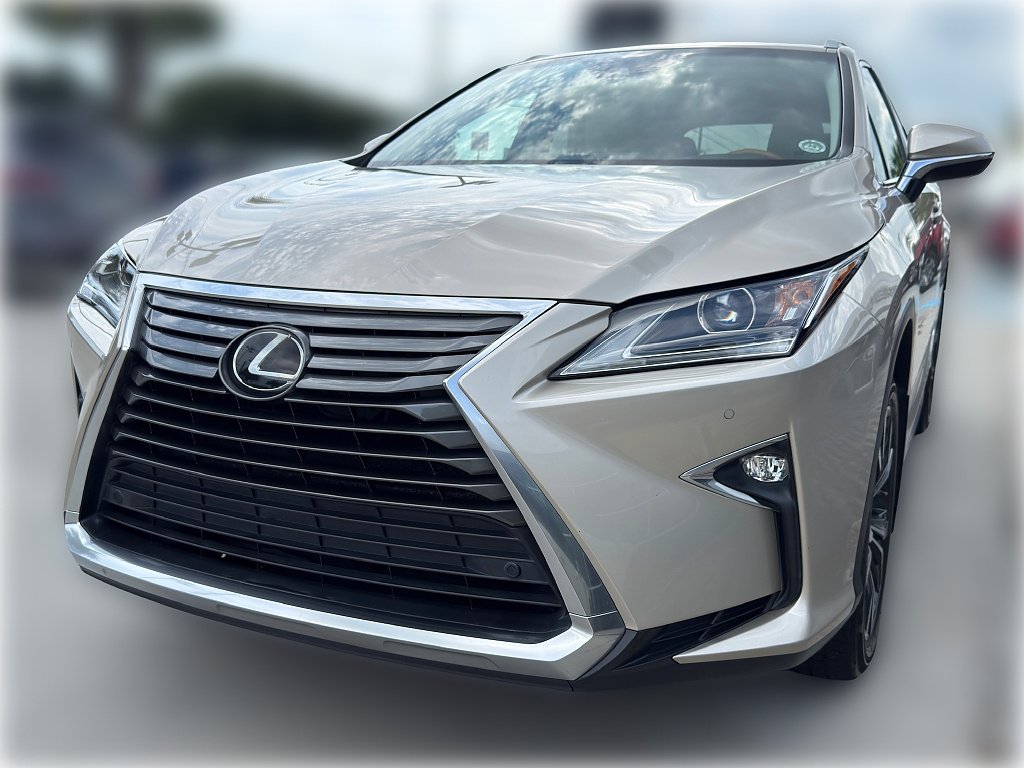 Used 2019 Satin Cashmere Metallic Lexus Base image 3