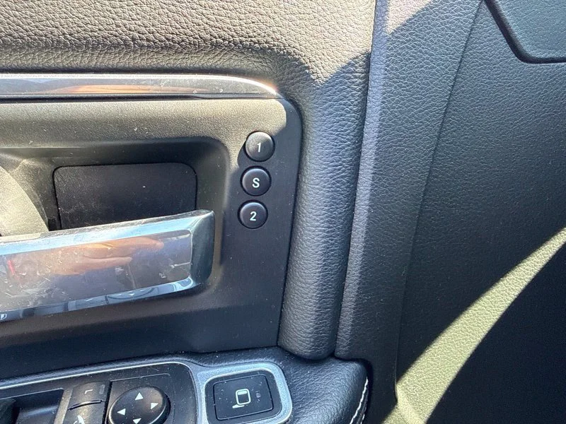 Used 2019 Black Ram Laramie image 26