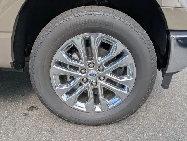 New 2026 Marsh Gray Ford Lariat® image 11