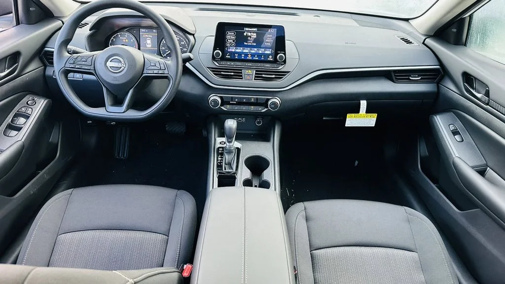 Certified Used 2025 White Nissan 2.5 S image 12