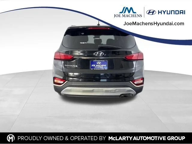 Used 2019 Black Hyundai SE image 6