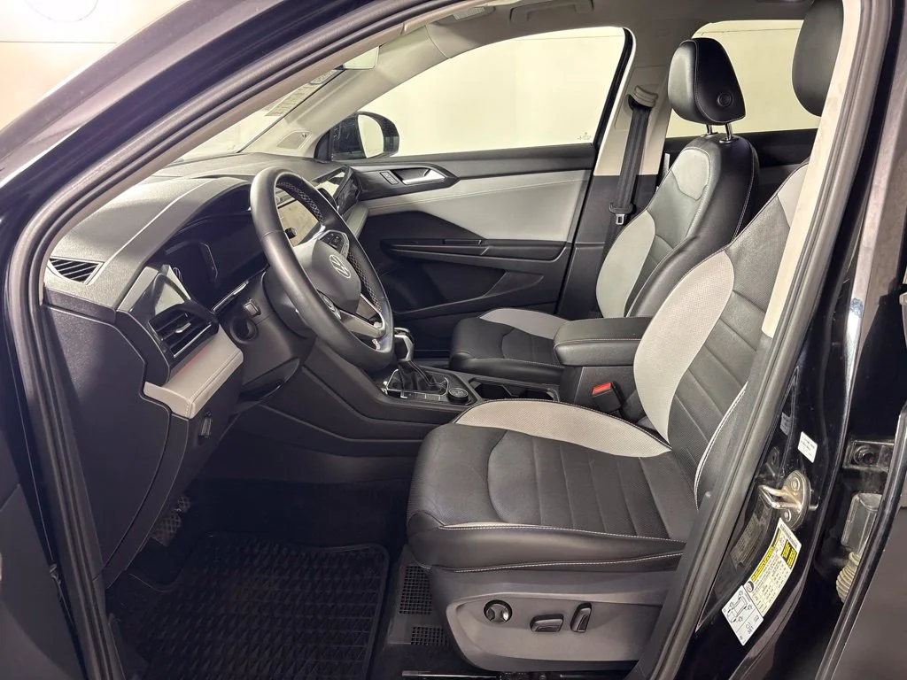 Used 2022 Black Volkswagen 1.5T SEL image 28