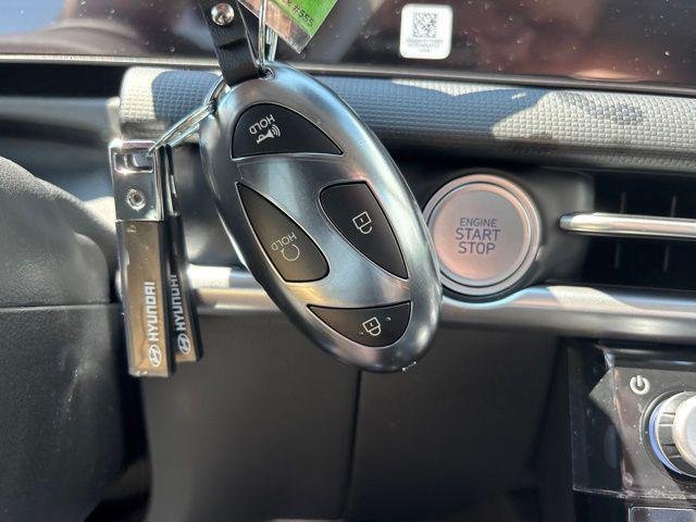 New 2026 Ecotronic Gray Hyundai SEL image 52