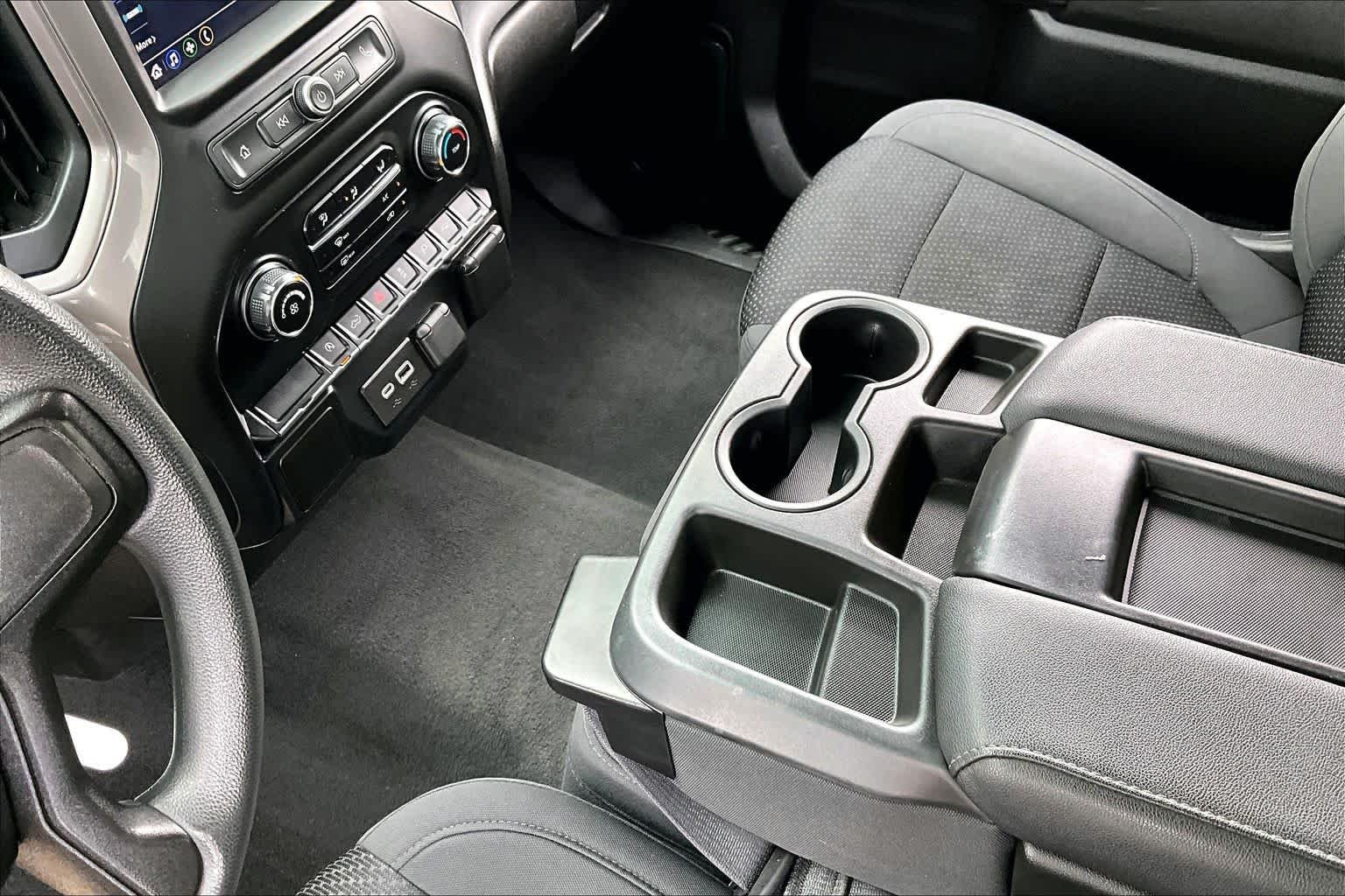 Used 2021 NORTHSKY BLUE METALLIC Chevrolet Custom image 17