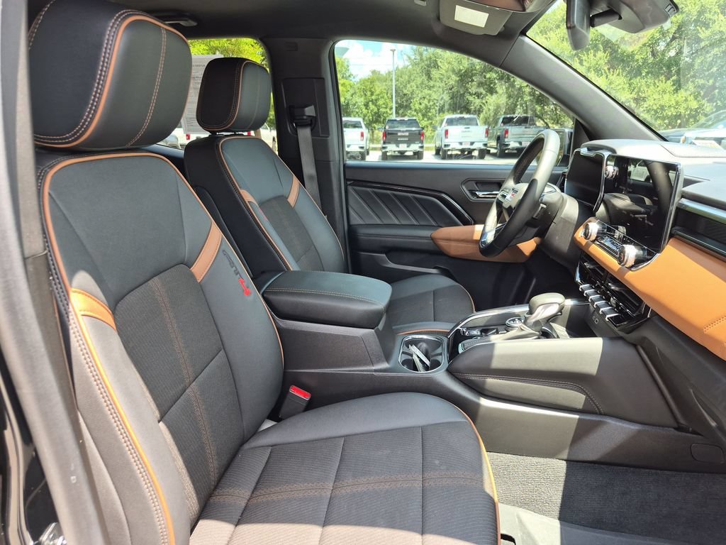 Used 2025 Onyx Black GMC AT4 image 39