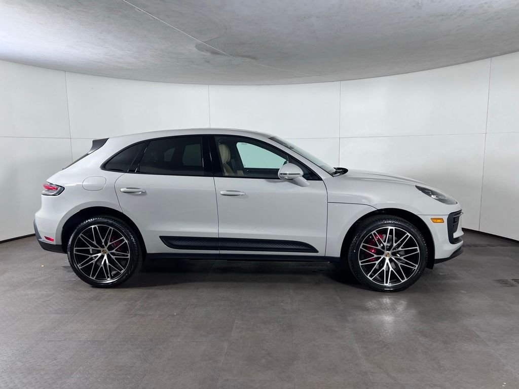 New 2026 Chalk Porsche S image 8