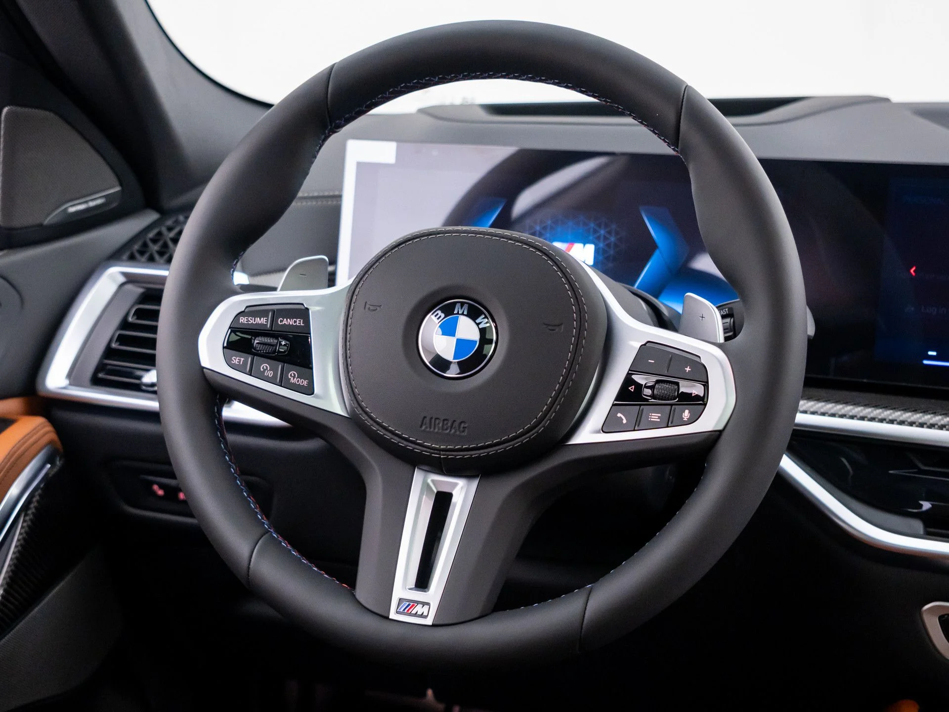 New 2027 Green BMW M60i image 11