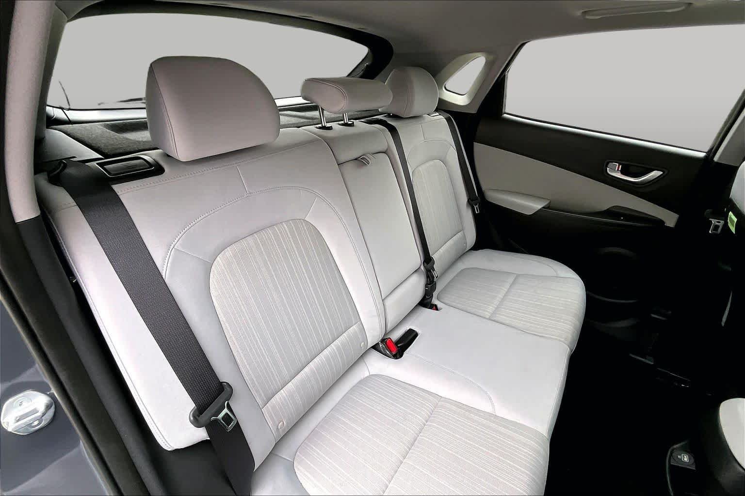 Used 2023 Ecotronic Gray Hyundai SEL image 38
