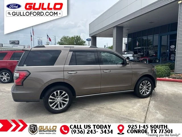 Used 2018 Stone Gray Metallic Ford Limited image 3