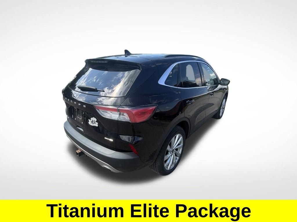 Used 2022 Black Metallic Ford Titanium image 5