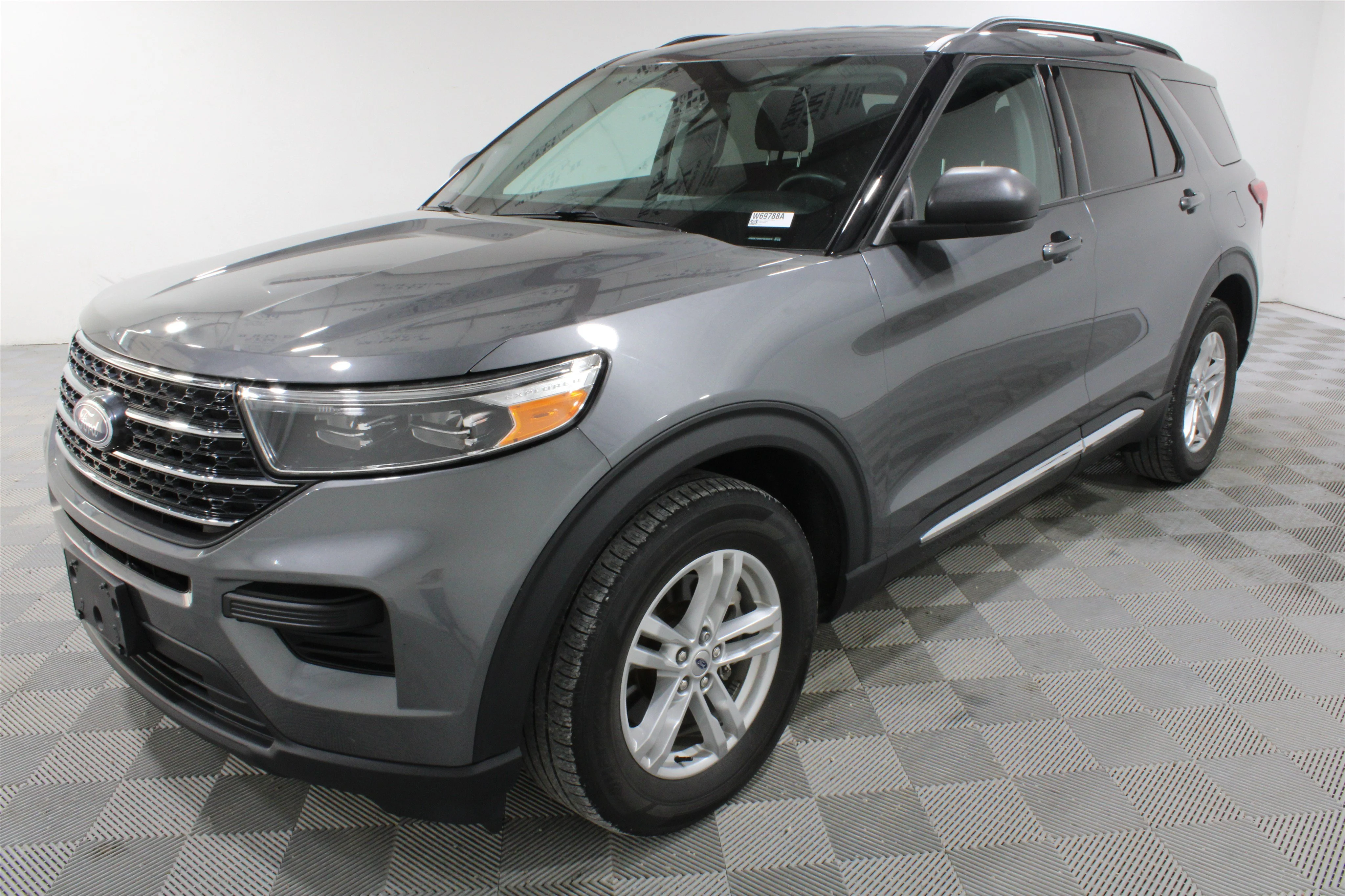 2023 Ford Explorer XLT - Photo 34
