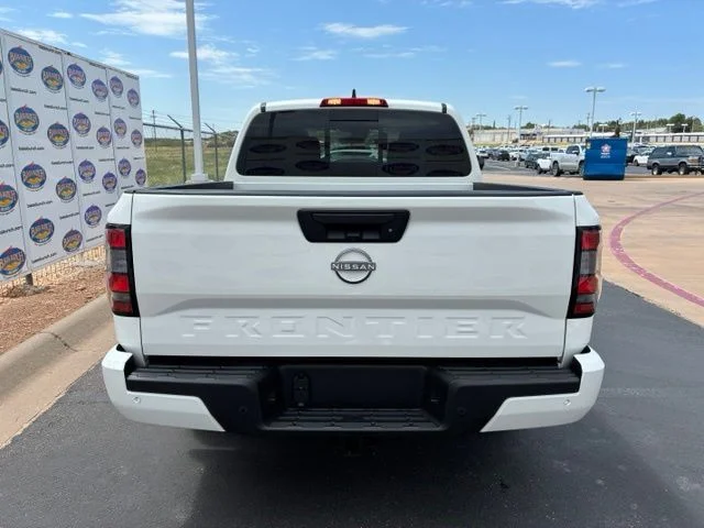 New 2026 Glacier White Nissan Crew Cab SV image 5