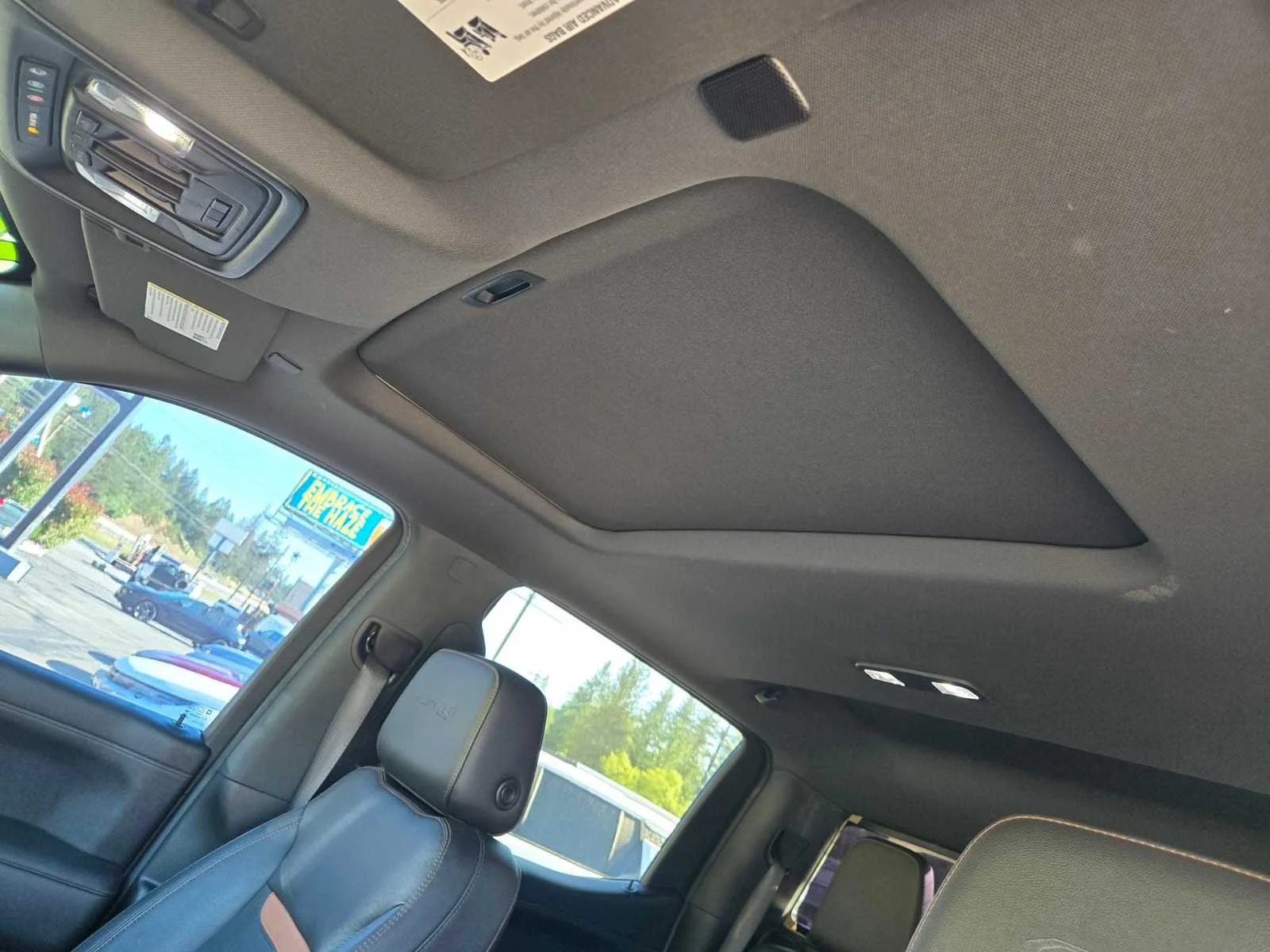 Used 2019 ONYX BLACK GMC AT4 image 16