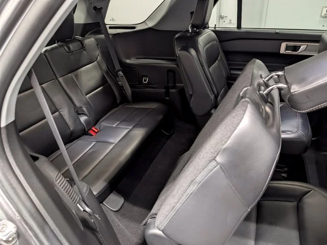 Used 2023 Gray Ford Limited image 37
