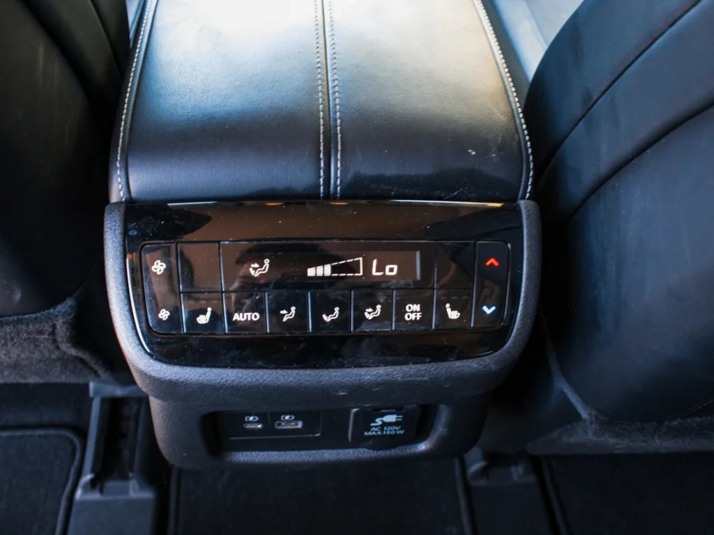 Used 2023 Graphite Shadow INFINITI SENSORY image 31