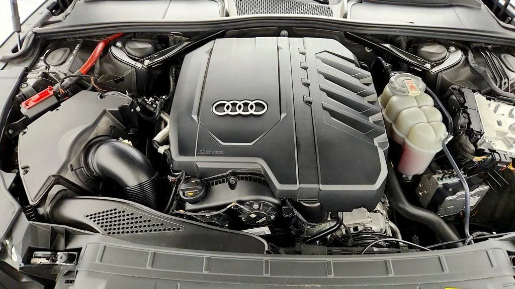 Used 2023 Mythos Black Metallic/Black Roof Audi S line Premium Plus 45 TFSI quattro w/ Nav. Pkg, B&O & Top View image 27