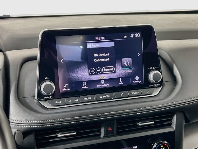 2025 Nissan Rogue SV - Photo 17